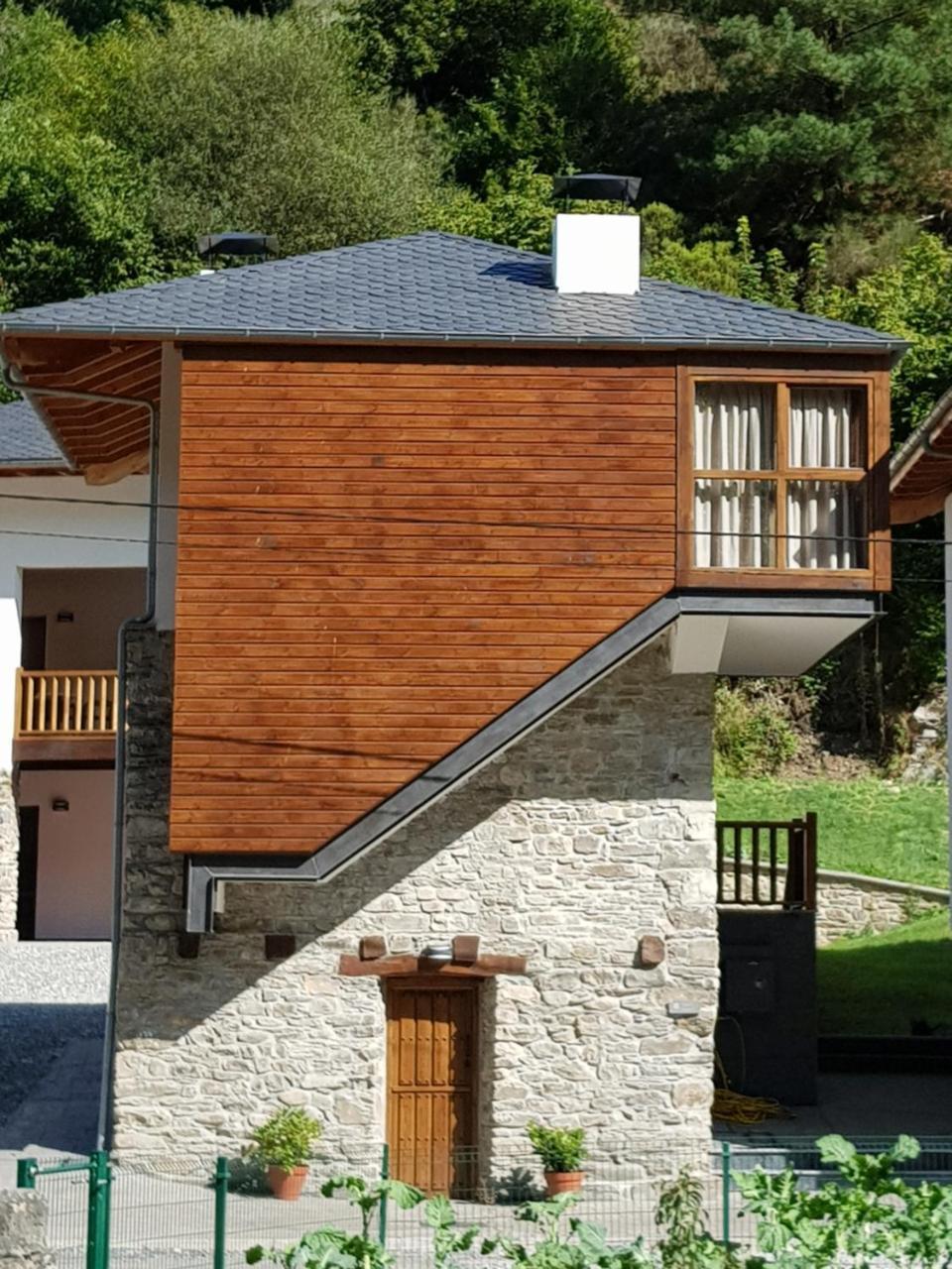 Hotel Rural Las Montanas De Pumar Besullo Exterior photo